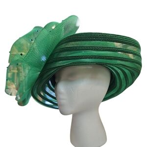 Donna Vinci Green Hat, 22 INCHES